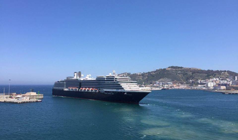 Ha sido el buque mayor que ha atracado en el puerto de Ceuta