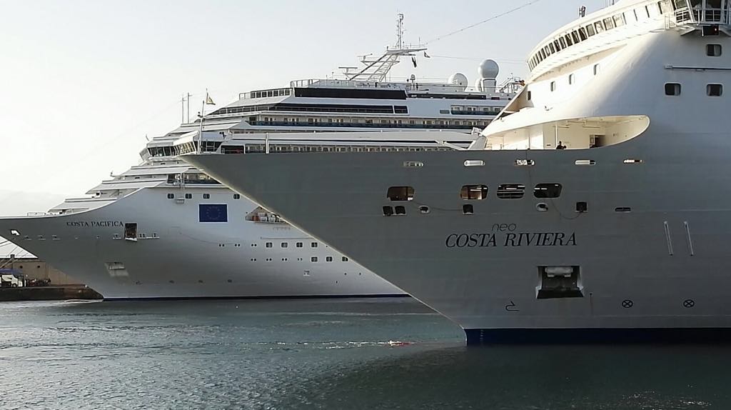 Dos buques de Costa coinciden hoy en el puerto de Santa Cruz de Tenerife 