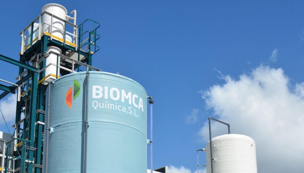 Biomca Química produce y exporta cloro desde el puerto de Santa Cruz de Tenerife