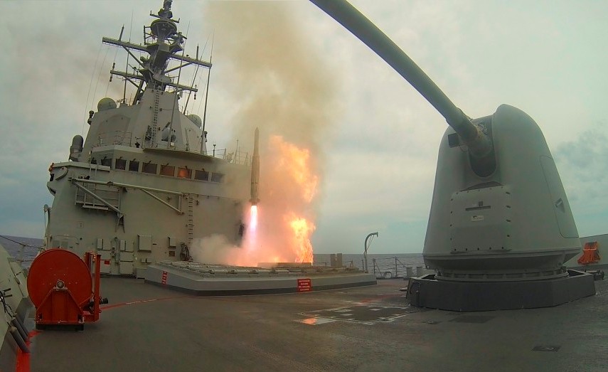 La fragata “Cristóbal Colón” certifica con éxito el sistema de combate Aegis