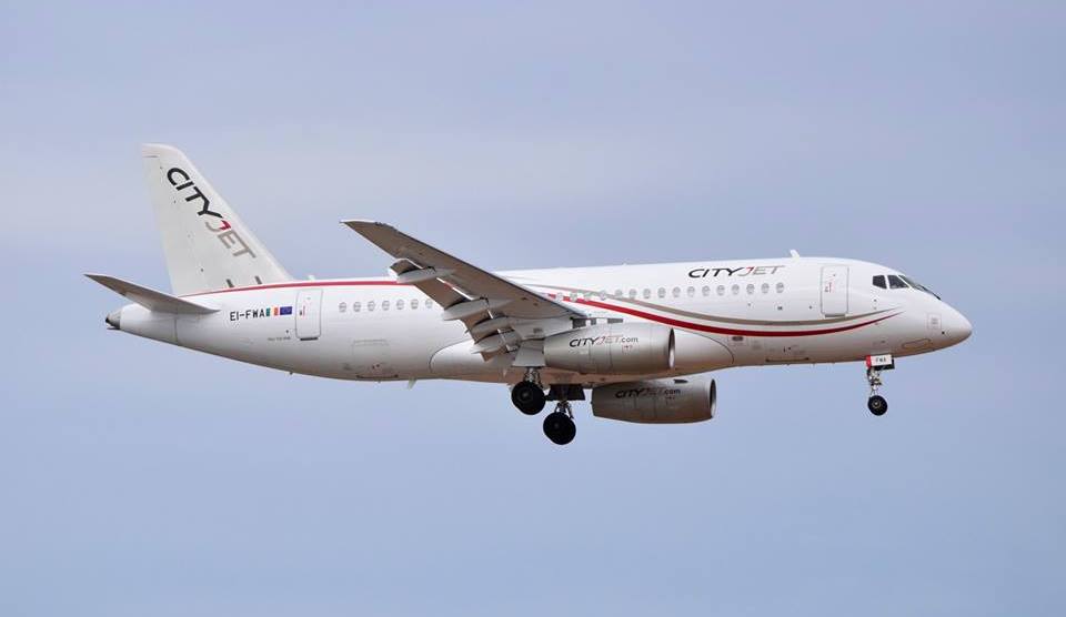 Primer Sukhoi Superjet SS100 de City Jet en Ibiza