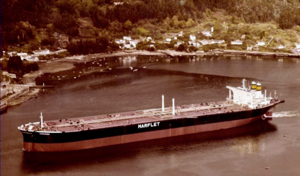 El petrolero “Tarragona” (1974-1985), matrícula naval de Ceuta