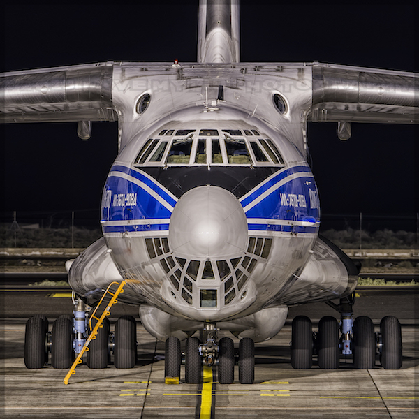 Detalle del morro acristalado para navegación y observación