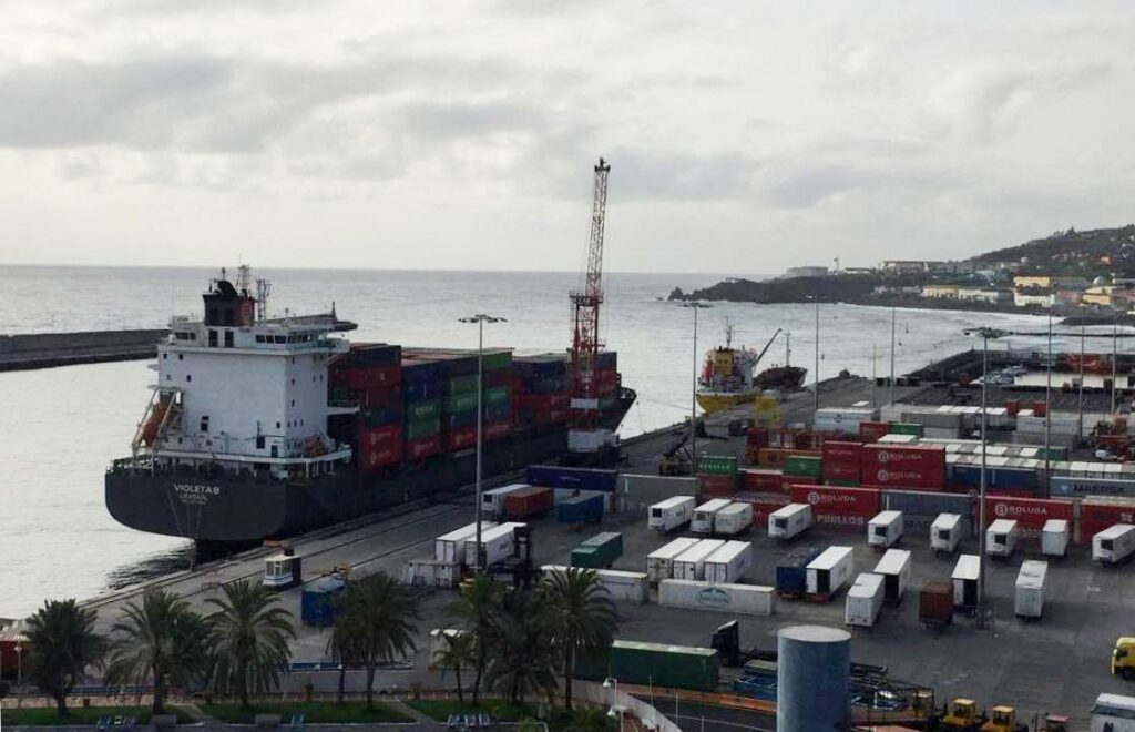 El buque “Nordluchs”, renombrado “Violeta B”