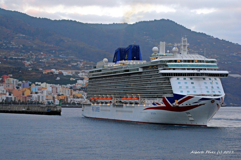 britannia cruise ship palma