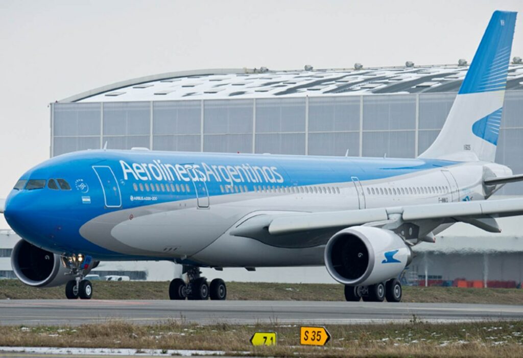 Aerolíneas Argentinas suprime la línea Buenos Aires-Caracas