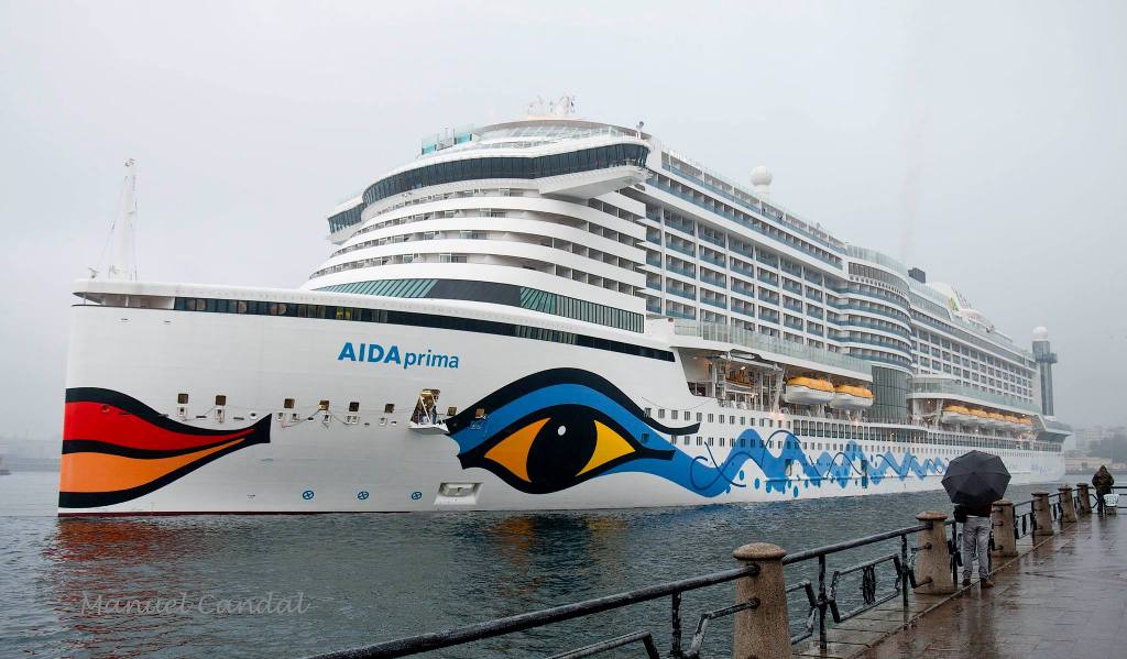 Estreno del buque “AIDAprima” en el puerto de A Coruña