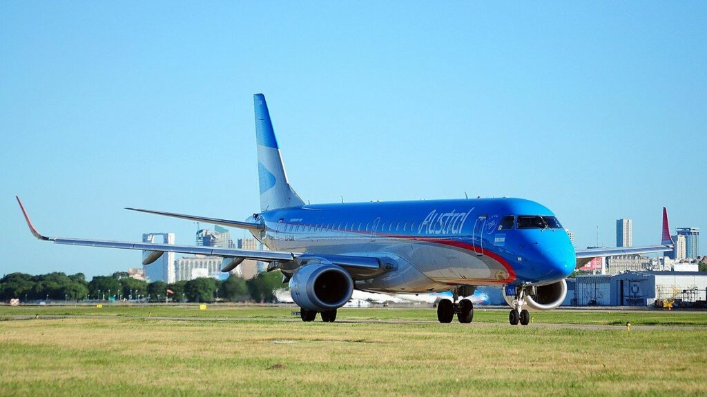 Boeing negocia una empresa conjunta con Embraer
