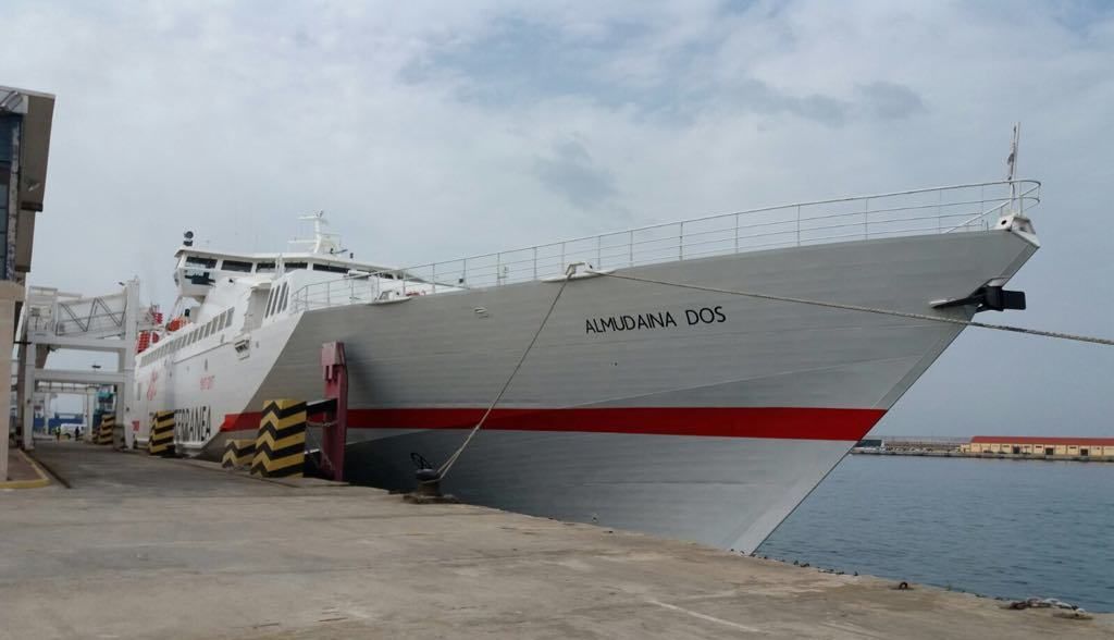 El buque “Almudaina Dos” reforzará la línea de Ceuta