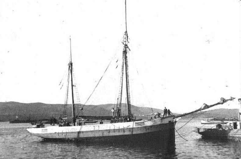 Estampa marinera del velero "Astelena", durante la Segunda Guerra Mundial
