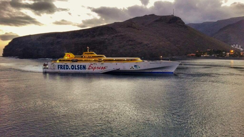 Fred. Olsen Express doblará La Palma y estudia El Hierro