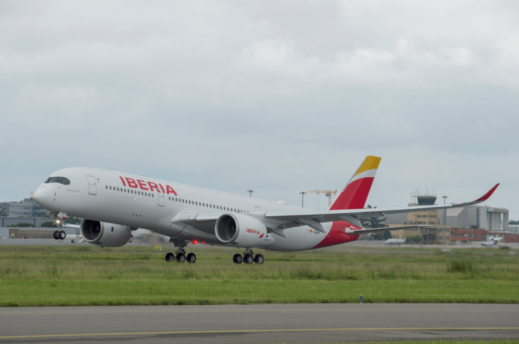 Vuelo de pruebas del primer Airbus A350 de Iberia