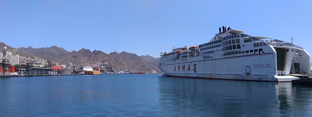 FRS mantiene la imagen de Armas en el ferry “Volcán del Teide”