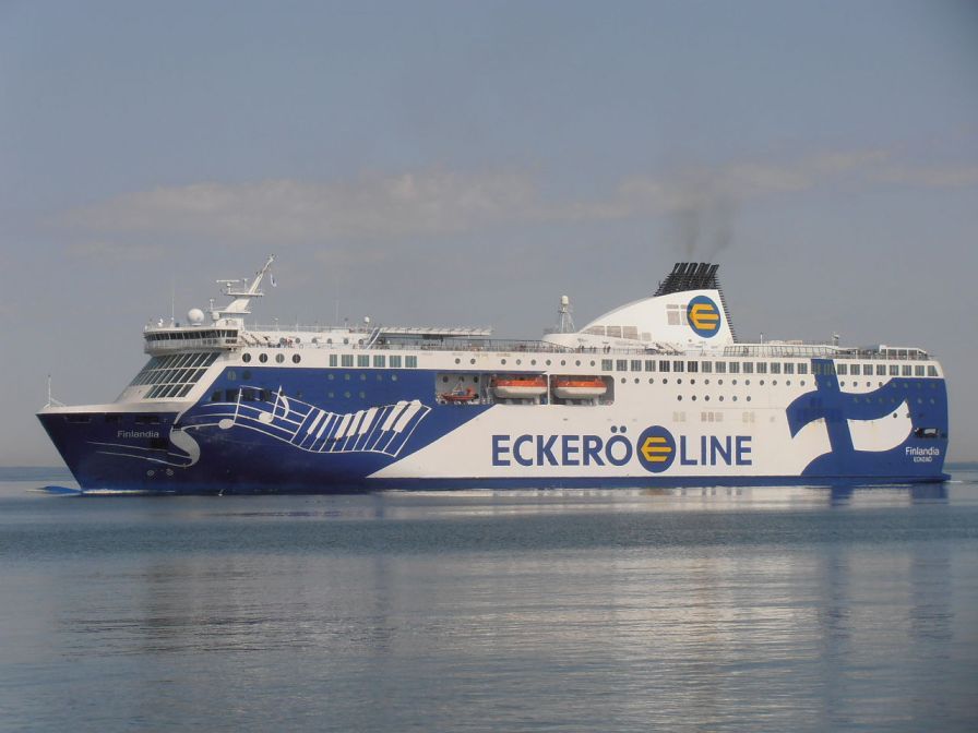 Eckerö mueve un millón de pasajeros en seis meses con un solo barco