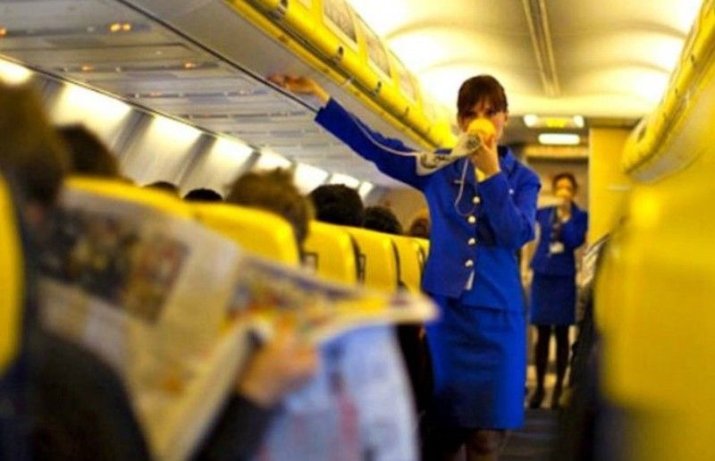 Ryanair dice que la competencia alienta el lío sindical que sufre