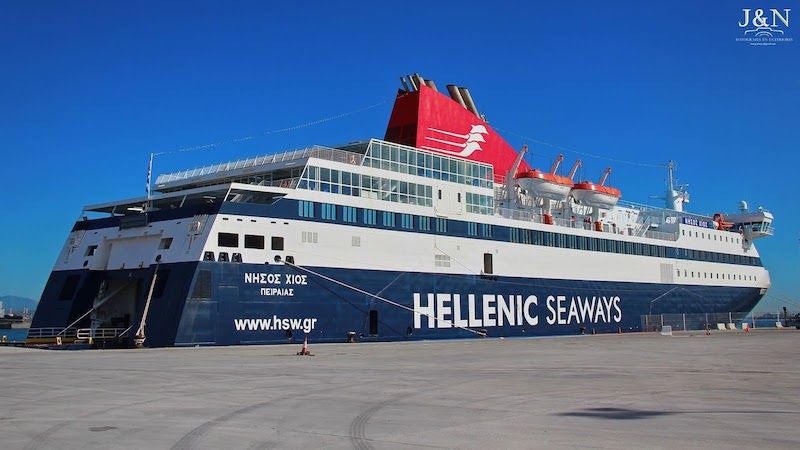 El ferry griego “Nissos Chíos”, fletado por AML y Balearia