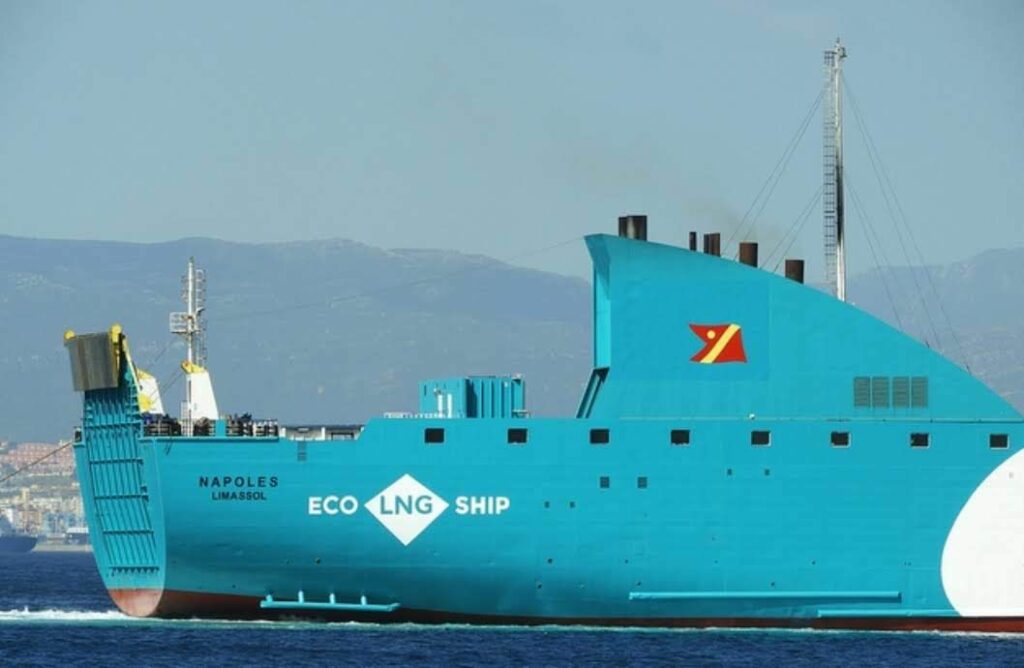 Balearia y Fred. Olsen retroceden en la línea de Huelva