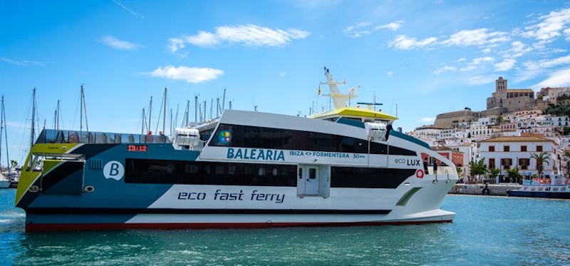 La serie “eco” de Balearia reduce un 36% las emisiones de CO2