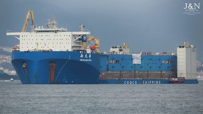 Llega desde Corea el nuevo dique flotante de Cernaval