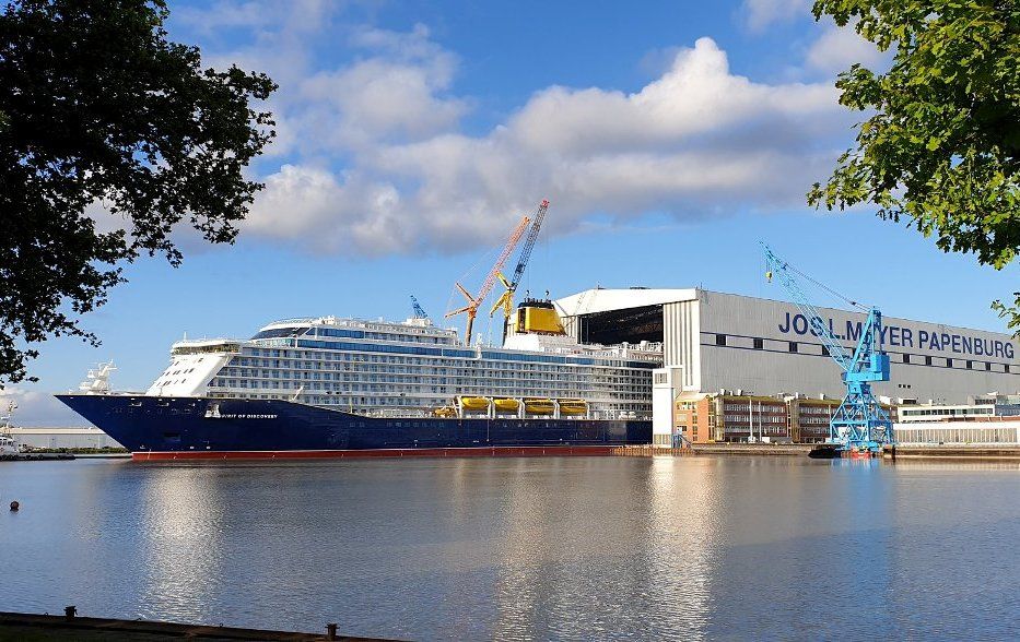 Meyer pone a flote el buque “Spirit of Discovery”