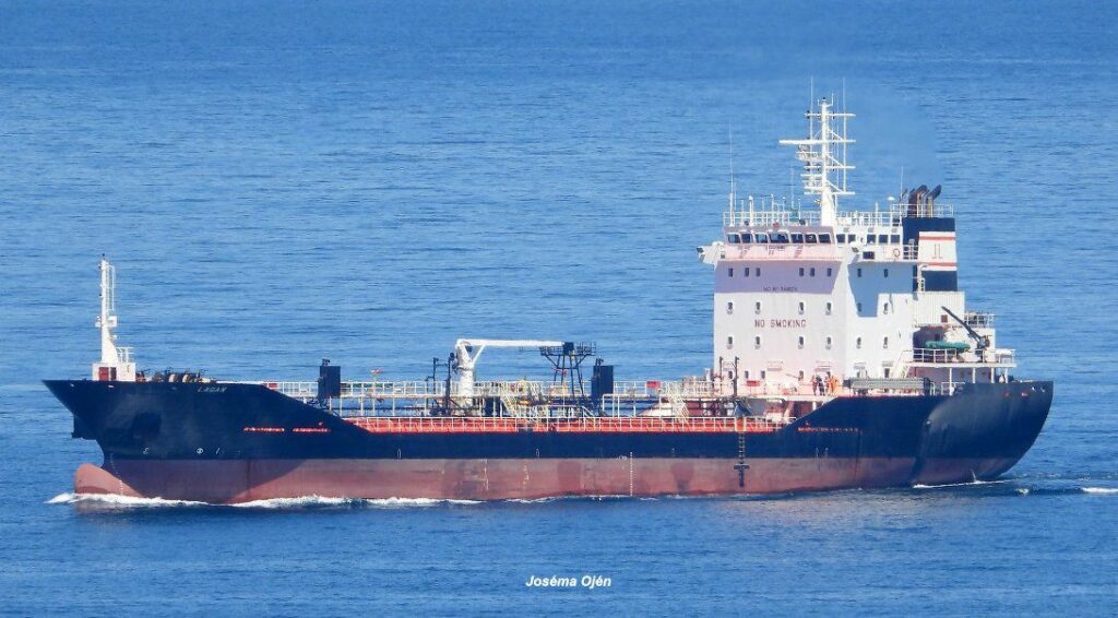 Junquera gestiona la venta del buque asfaltero “Lagan”