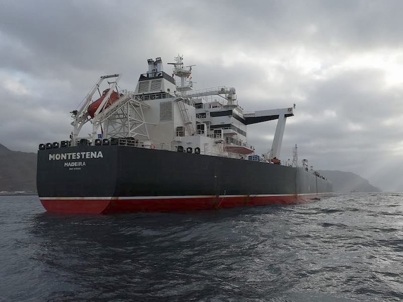 Escala técnica del petrolero “Montestena” en Tenerife
