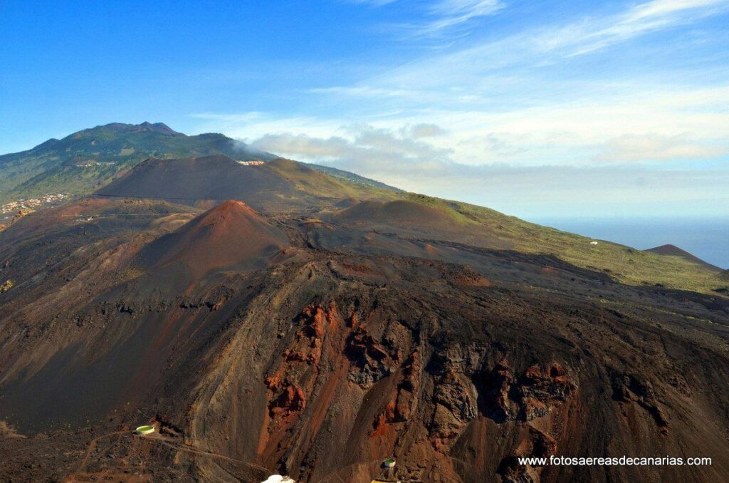 Un pueblo nacido entre volcanes