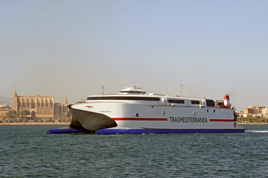 El catamarán “Ciudad de Ceuta”, a la línea Palma-Ibiza-Gandia