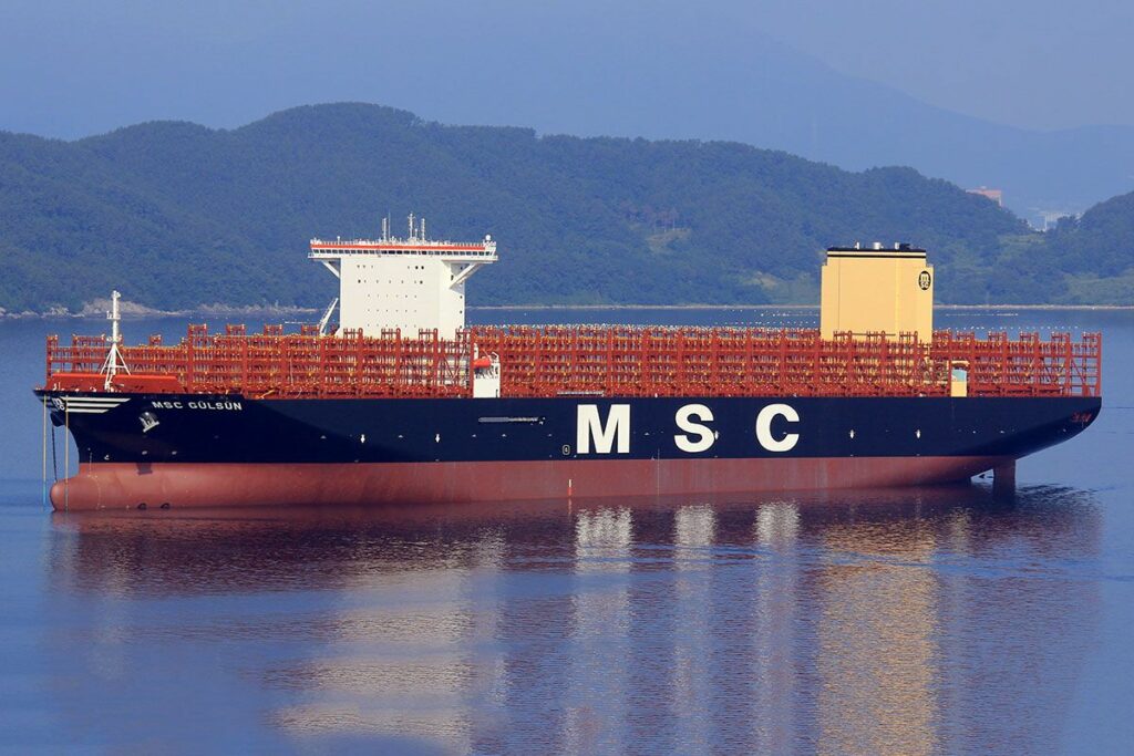 MSC recibe el primero de once buques de 23.000 TEUs