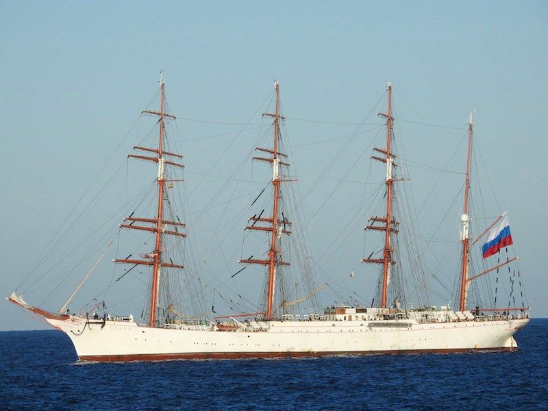 Los veleros “Kruzenshtern” y “Sedov” coinciden en Las Palmas