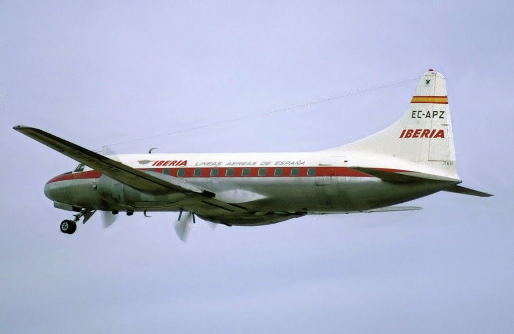 Una flota de 17 aviones Convair CV-440 Metropolitan