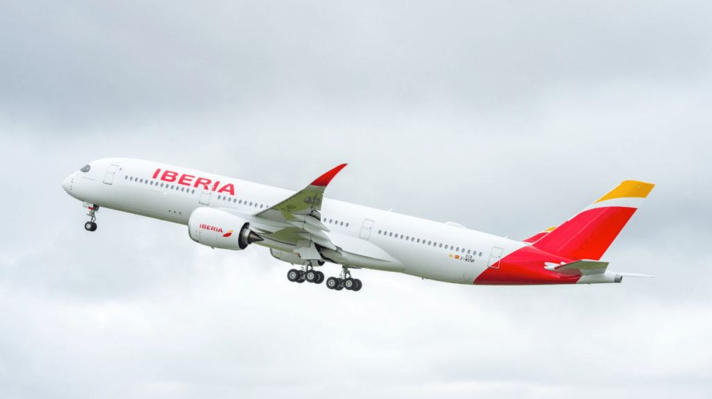 Iberia deja de volar a China hasta mayo, de momento