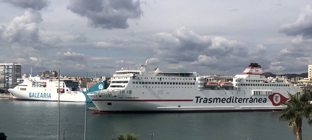 La crisis sanitaria desploma el tráfico marítimo de Melilla