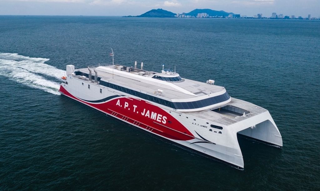Austal entrega el catamarán “APT James” a Trinidad y Tobago