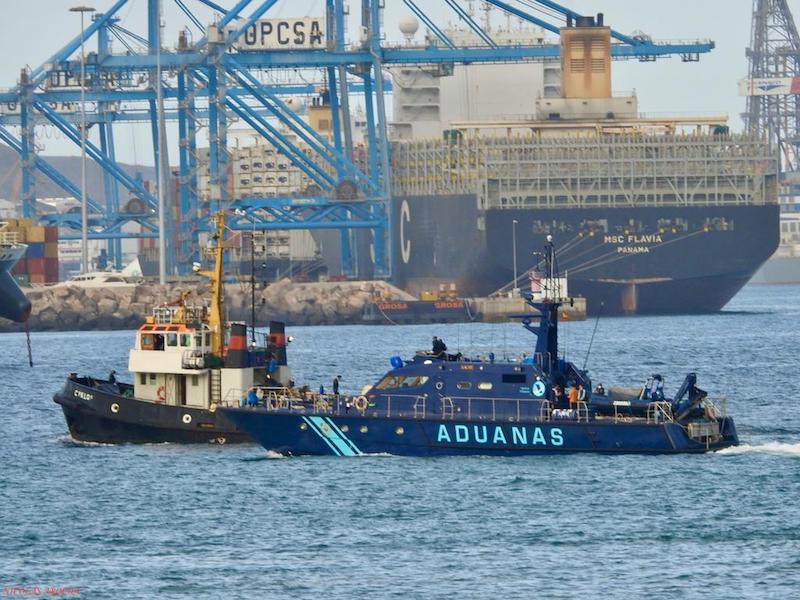 El SVA captura a un remolcador con 15 toneladas de hachís