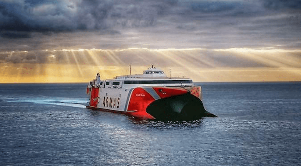 La OSP de El Hierro, adjudicada a Trasmediterránea