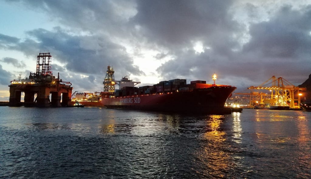 Primer transbordo de 2021 de Maersk en TCTenerife