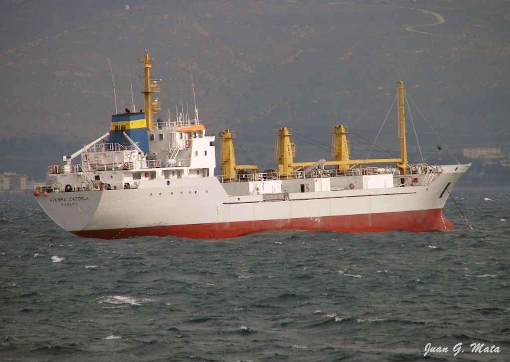 El buque frigorífico “Sierra Cazorla” (1984-2008)