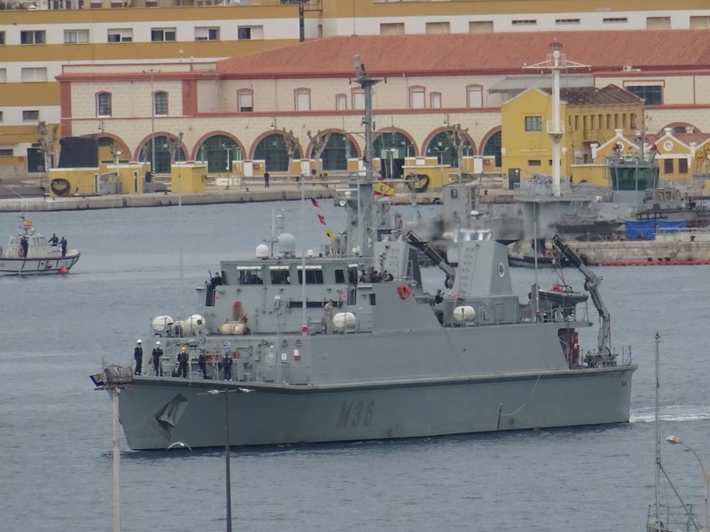 Despliegue del buque cazaminas “Tajo” (M-36) en el Mediterráneo