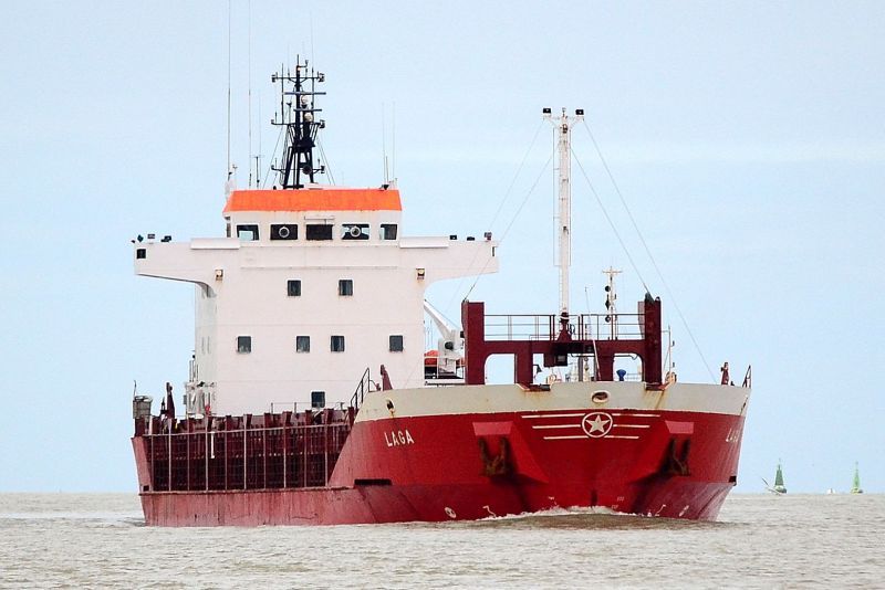 Naviera Murueta se desprende del buque “Laga”