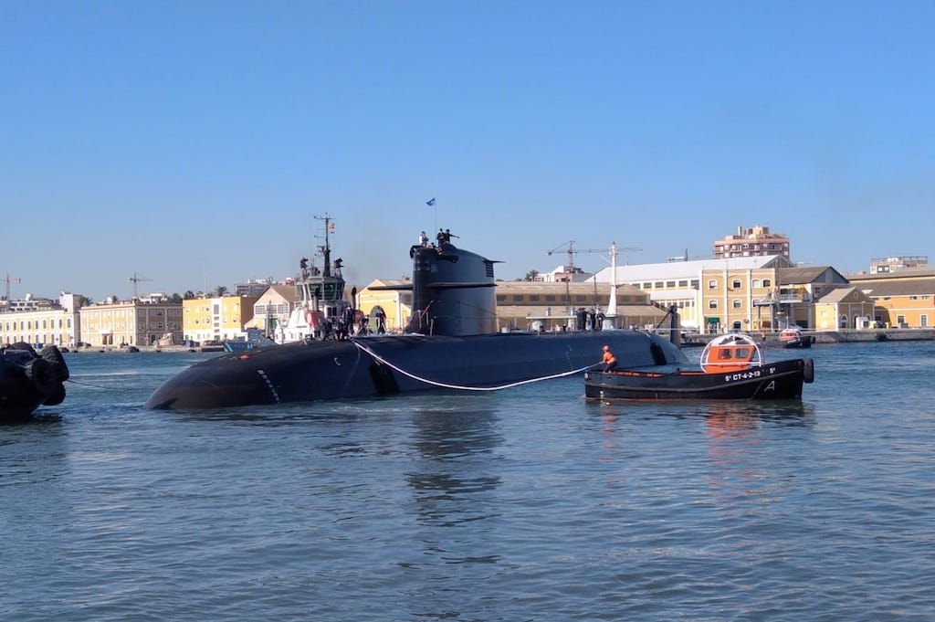 Navantia pone a flote el submarino S-81 “Isaac Peral”