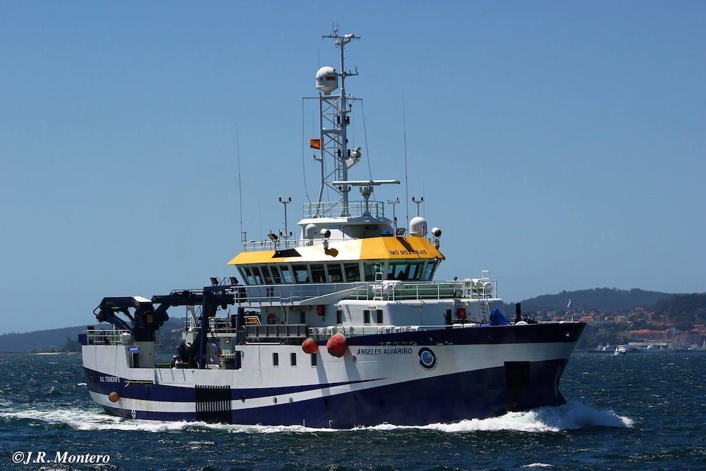 “Ángeles Alvariño”, en misión de búsqueda policial en Tenerife