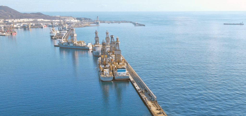 El puerto de Las Palmas, “cabeza tractora” de la economía canaria