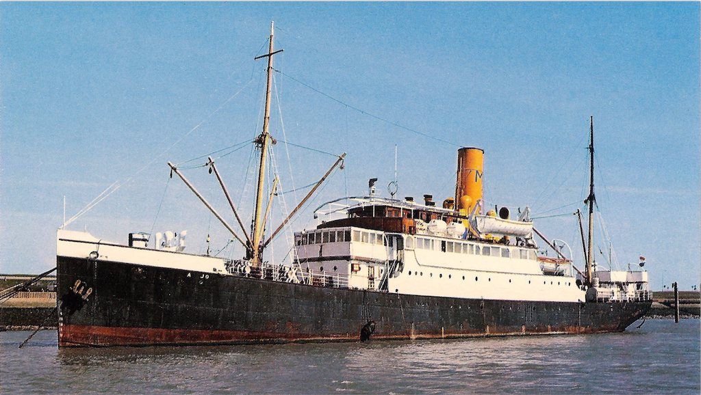 El vapor “Viera y Clavijo”, museo flotante en Holanda (1978-1980)