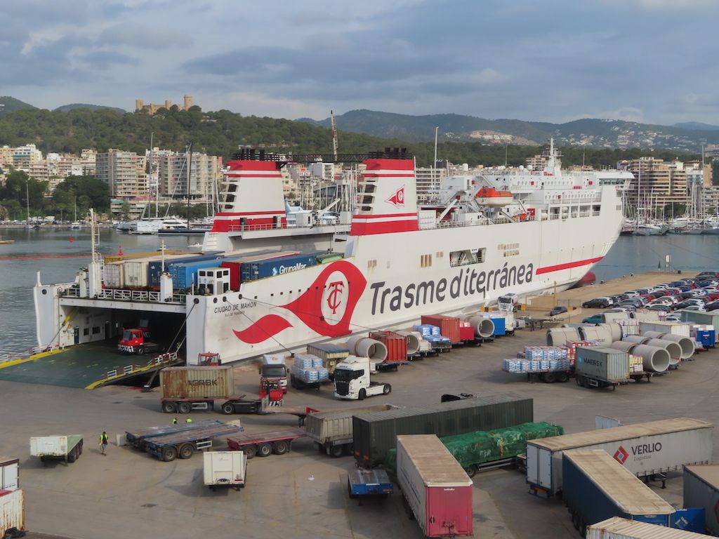 Trasmed GLE baraja sustituir el ferry “Ciudad de Mahón”