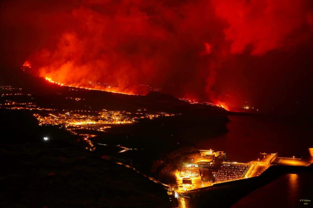 Un sismo magnitud 5 despierta a La Palma y reactiva el volcán