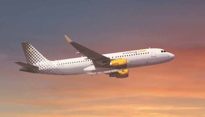 Pilotos de Vueling ceden días libres para no parar aviones
