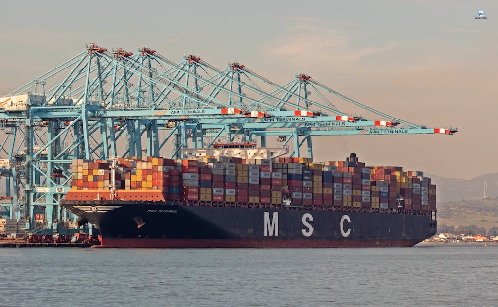 MSC se posiciona la primera del mundo en capacidad de TEUS