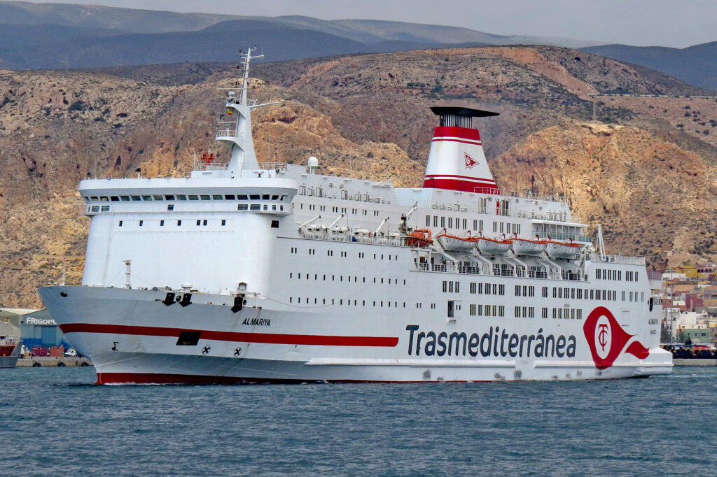 El puerto de Almería capta el 16% del pasaje de la OPE 2022