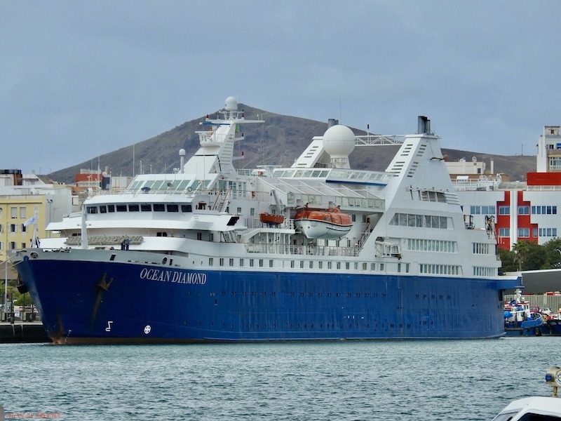 El veterano “Ocean Diamond”, de nuevo en Las Palmas